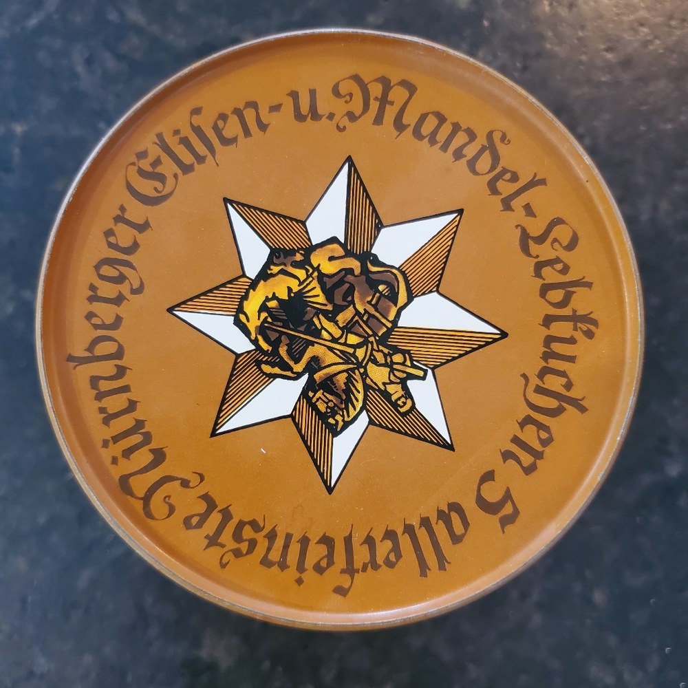Vintage German Haeberlein Metzger almond & spiced cake tin - Picture 5 of 10